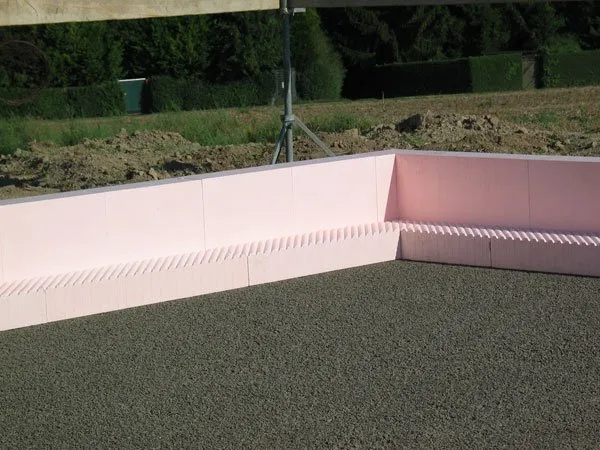 Installed edge modules being checked for position and diagonals